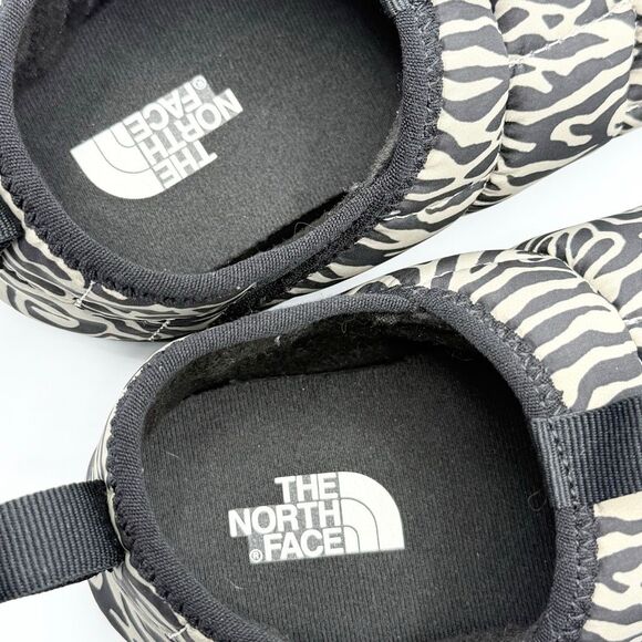 The North Face ThermoBall Traction Booties in Clay Grey TNF Tiger Stripe Print/T - Picture 7 of 9